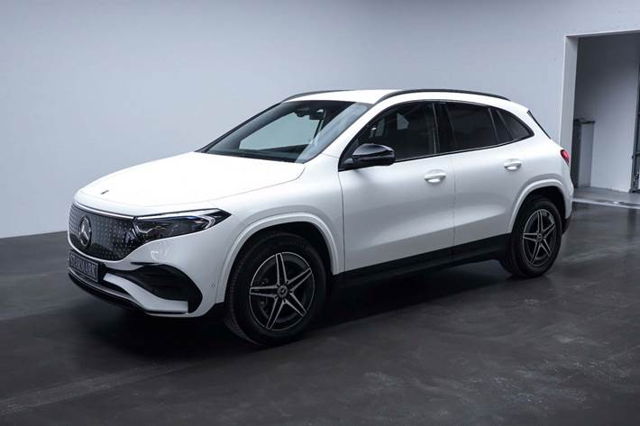 Hvid Mercedes EQA250+ fra 2025