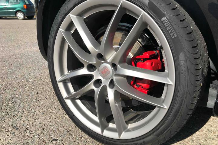 Sort Seat Leon fra 2012