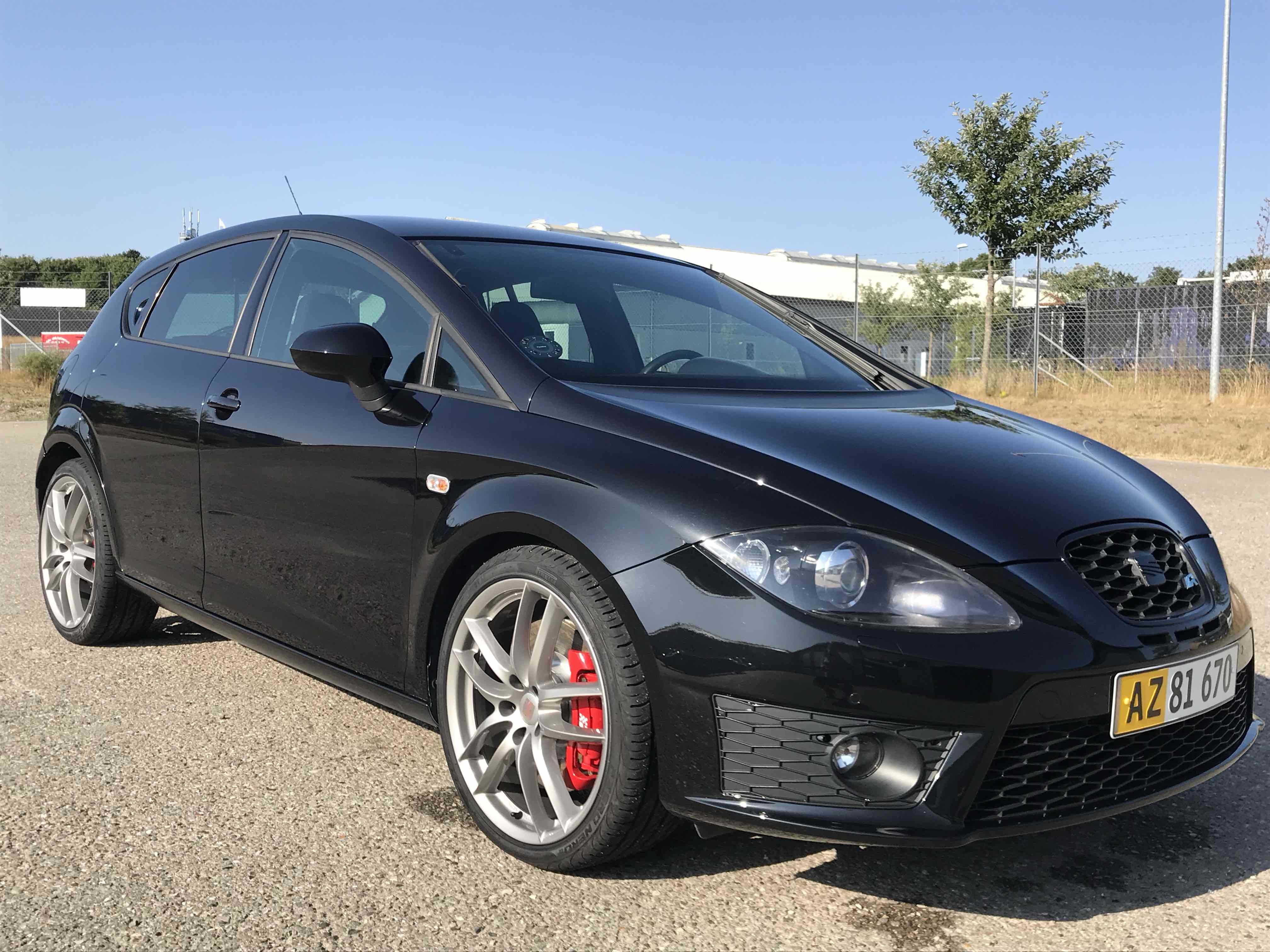 Sort Seat Leon fra 2012