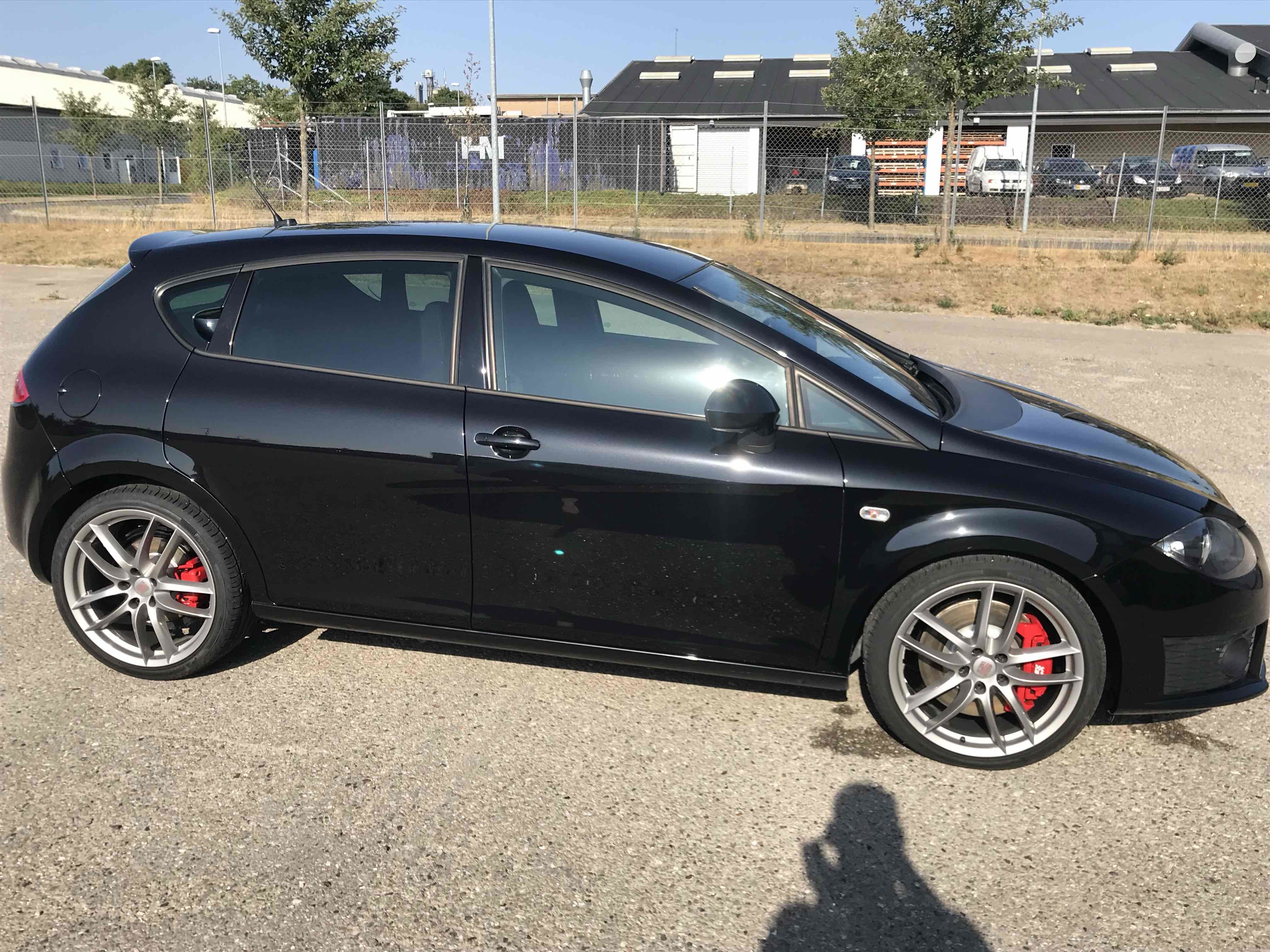 Sort Seat Leon fra 2012