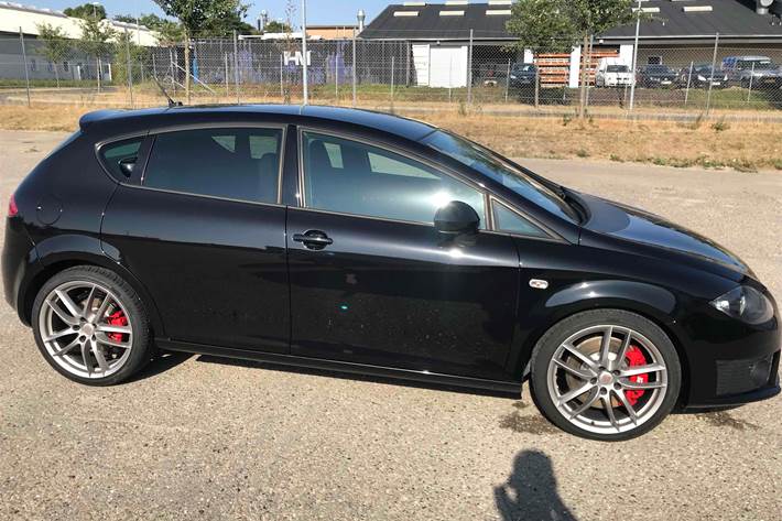 Sort Seat Leon fra 2012
