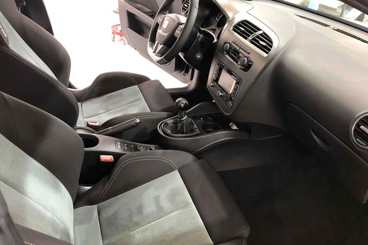 Sort Seat Leon fra 2012