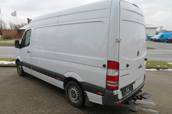 Hvid Mercedes Sprinter 316 fra 2015