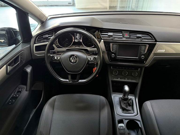 VW Touran 1,6 TDi 110 Trendline DSG Van