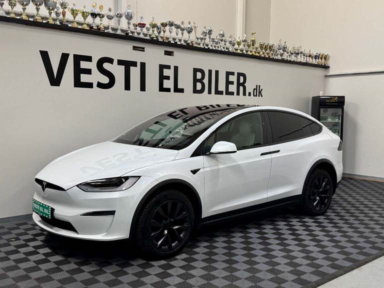 Tesla Model X Plaid AWD