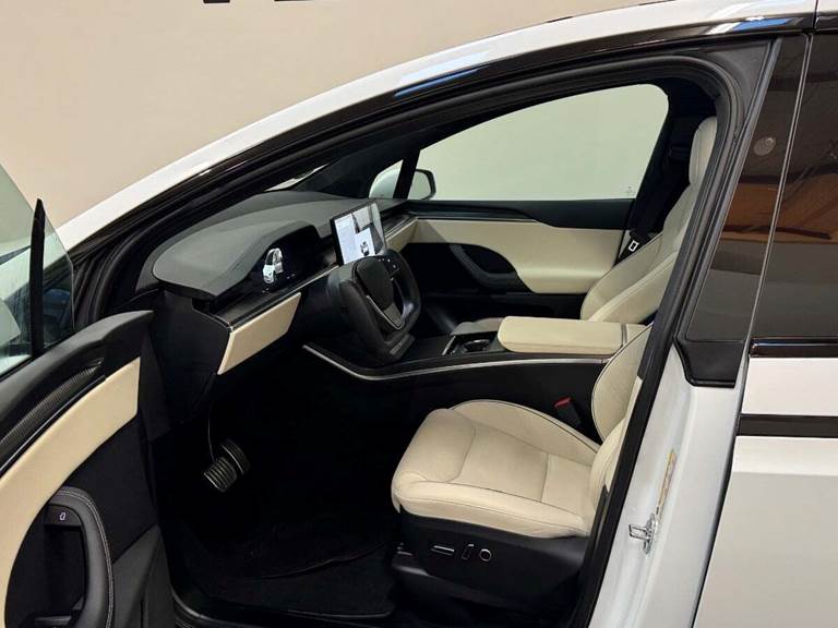 Tesla Model X Plaid AWD