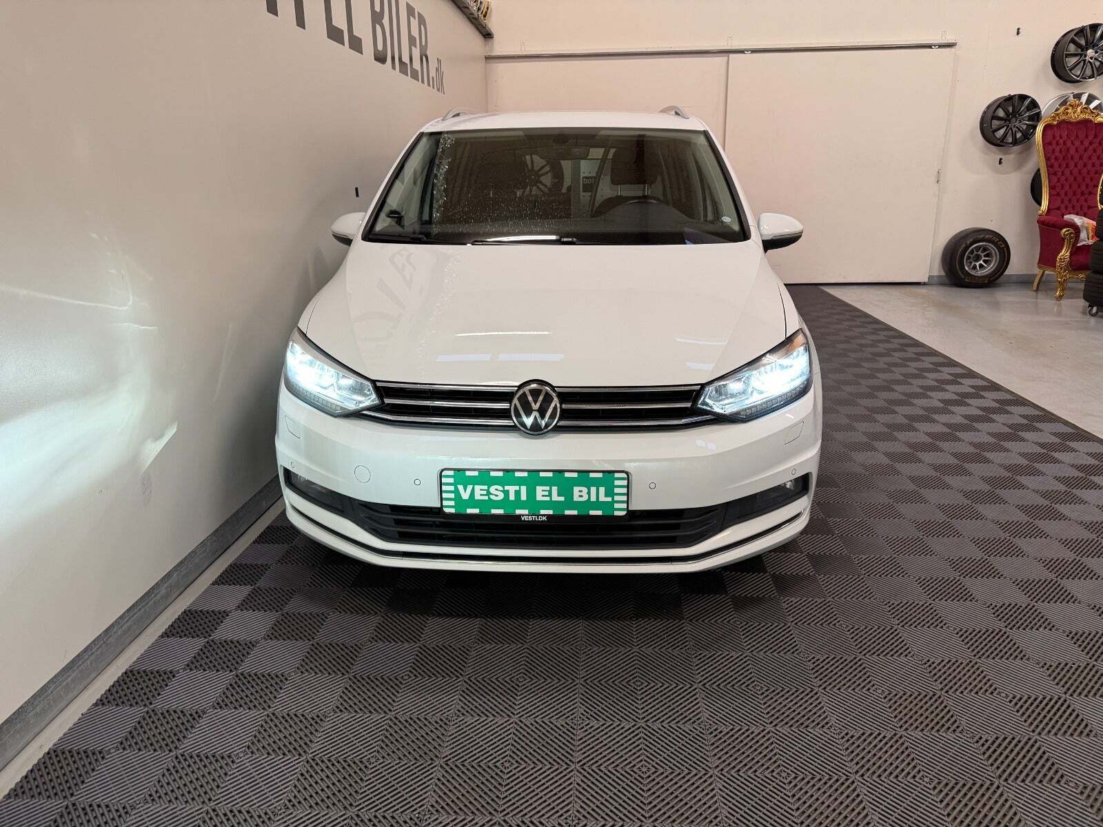 VW Touran 2,0 TDi 150 Highline DSG Van