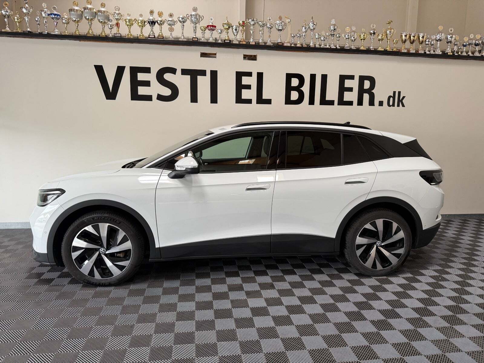 Hvid VW ID.4 fra 2024