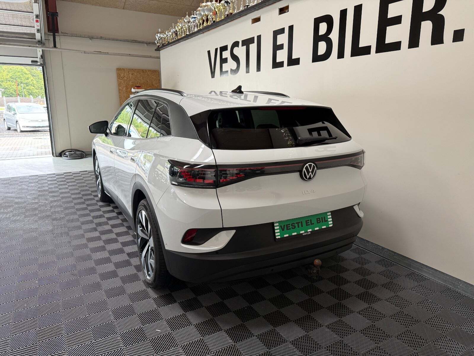 Hvid VW ID.4 fra 2024
