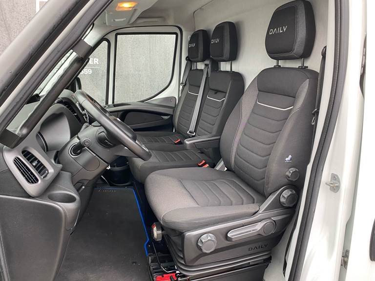Iveco Daily 3,0 35S18 12m3 D 180HK Van 8g Aut.