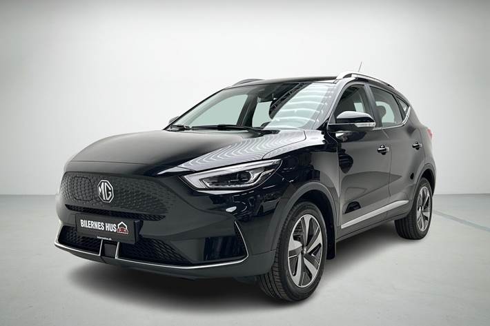 Sort MG ZS EV fra 2023 set udefra