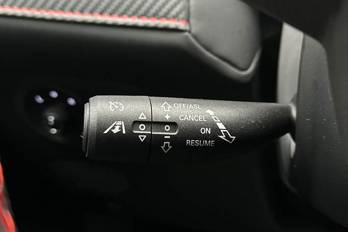 Sort MG ZS EV fra 2023