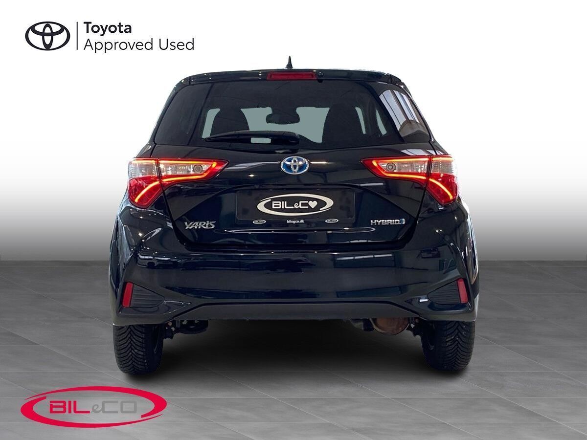 Toyota Yaris 1,5 Hybrid H2 Limited E-CVT 100HK 5d Trinl. Gear