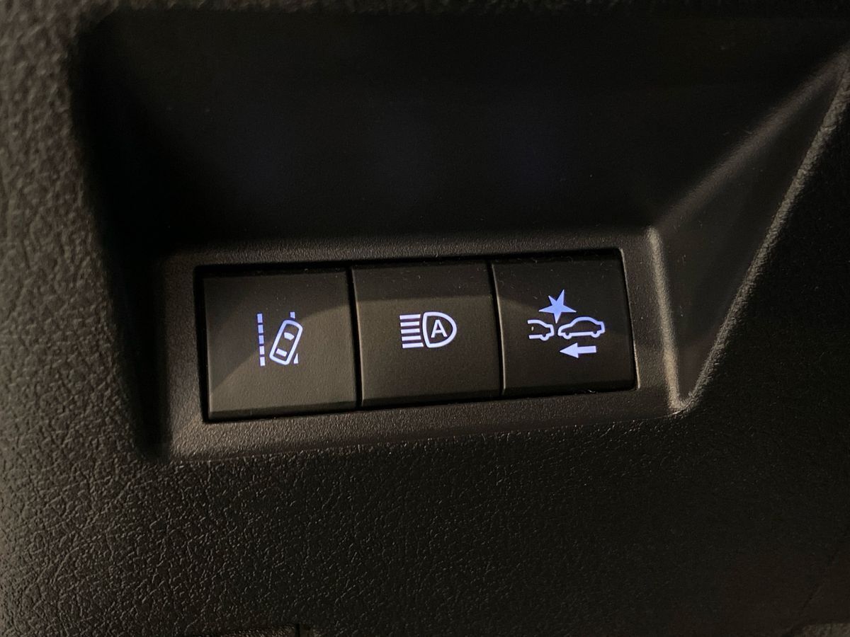 Sort Toyota Yaris fra 2020