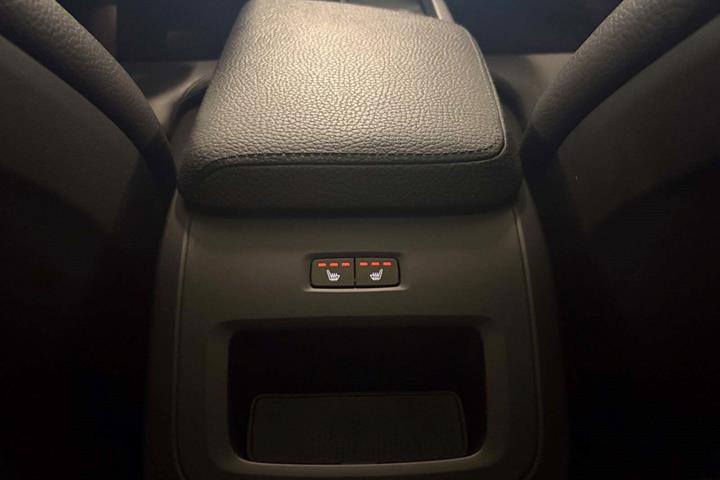 Sort Volvo XC60 fra 2021