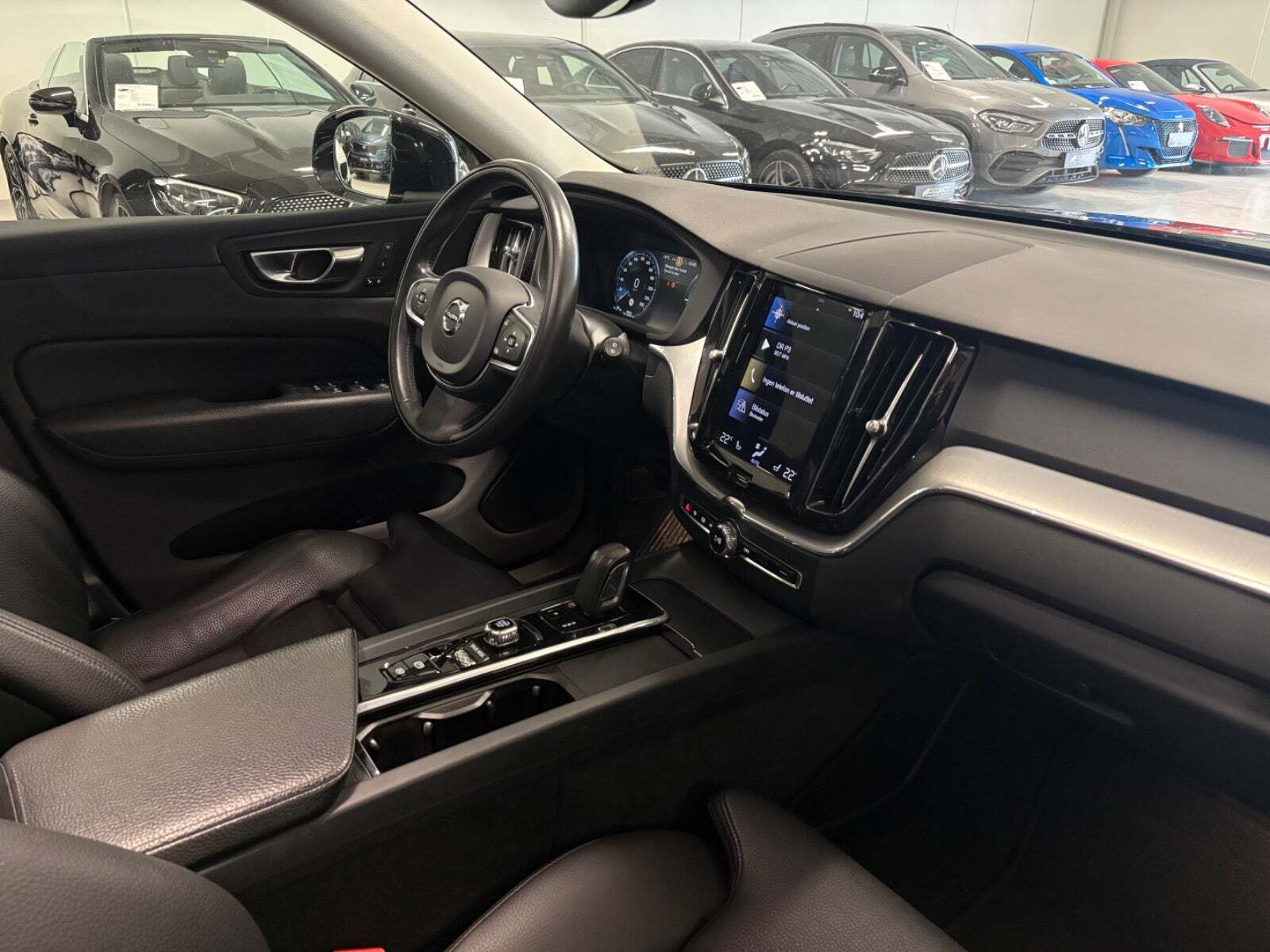 Sort Volvo XC60 fra 2021