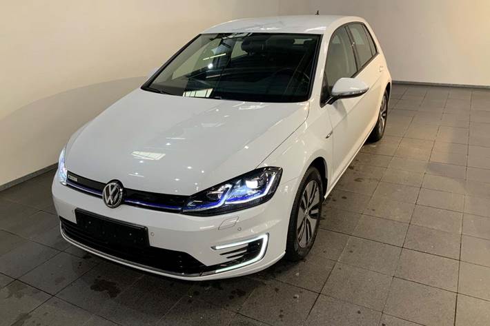 Hvid VW e-Golf VII fra 2019 set udefra