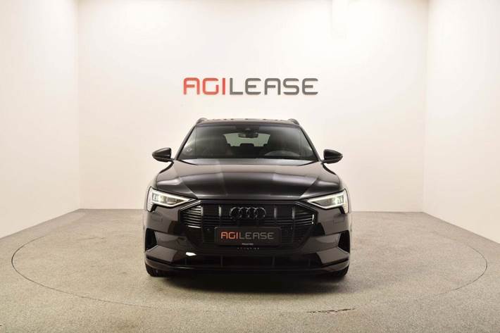 Sort Audi e-tron fra 2020