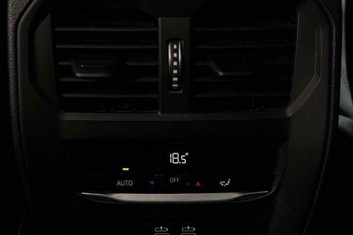 Grøn BMW 430i fra 2022