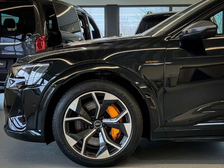 Audi e-tron S Sportback quattro