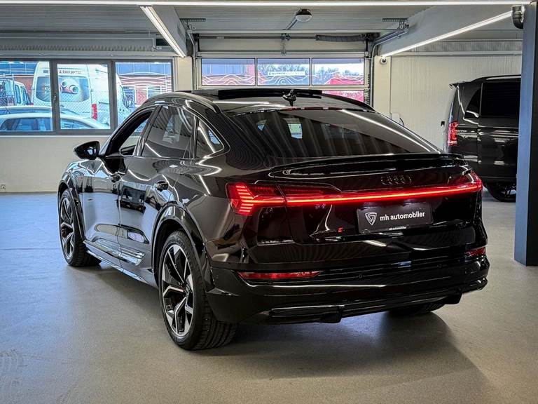 Audi e-tron S Sportback quattro
