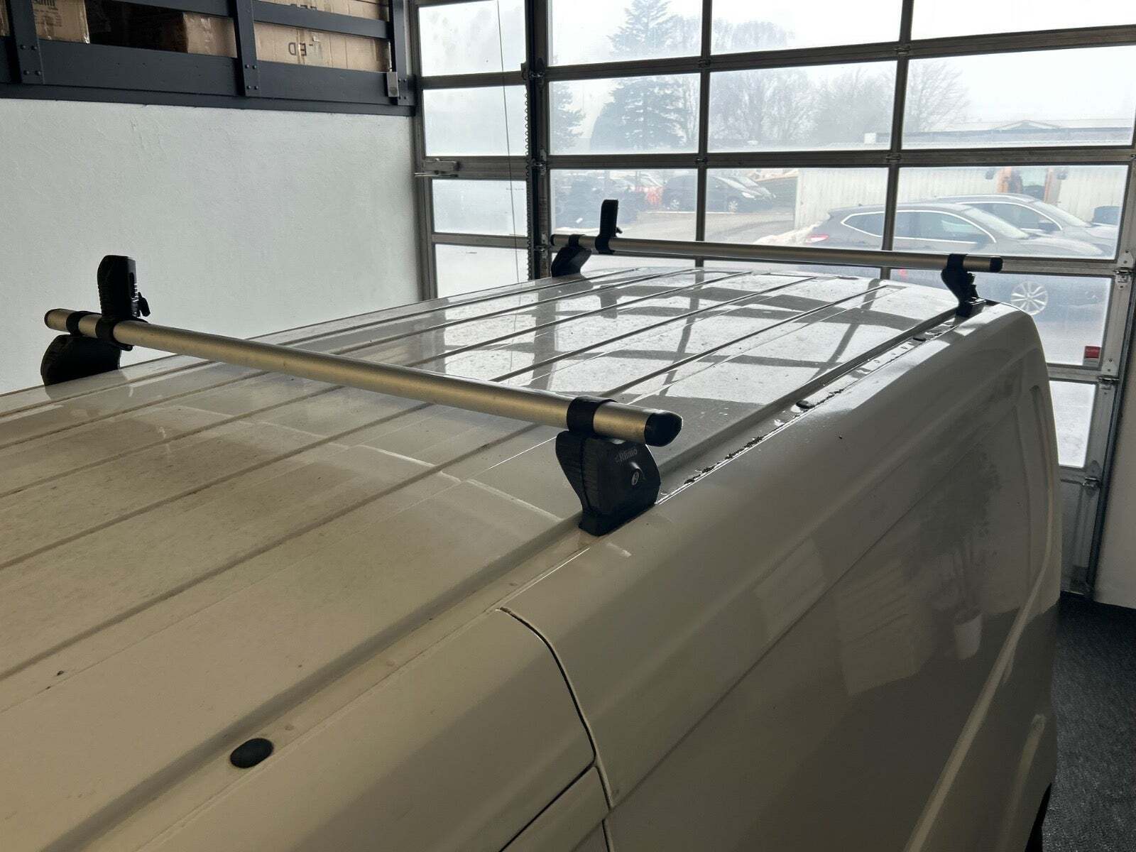 Hvid Ford Transit Connect fra 2016