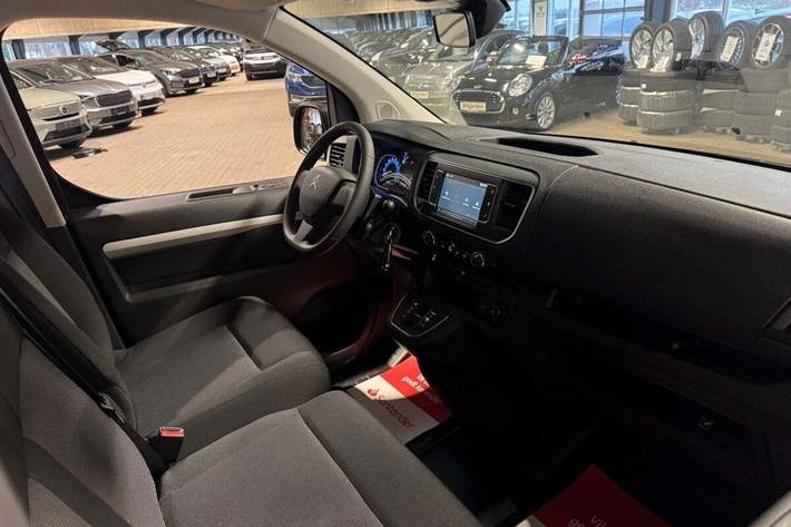 Sort Citroën e-Jumpy fra 2023