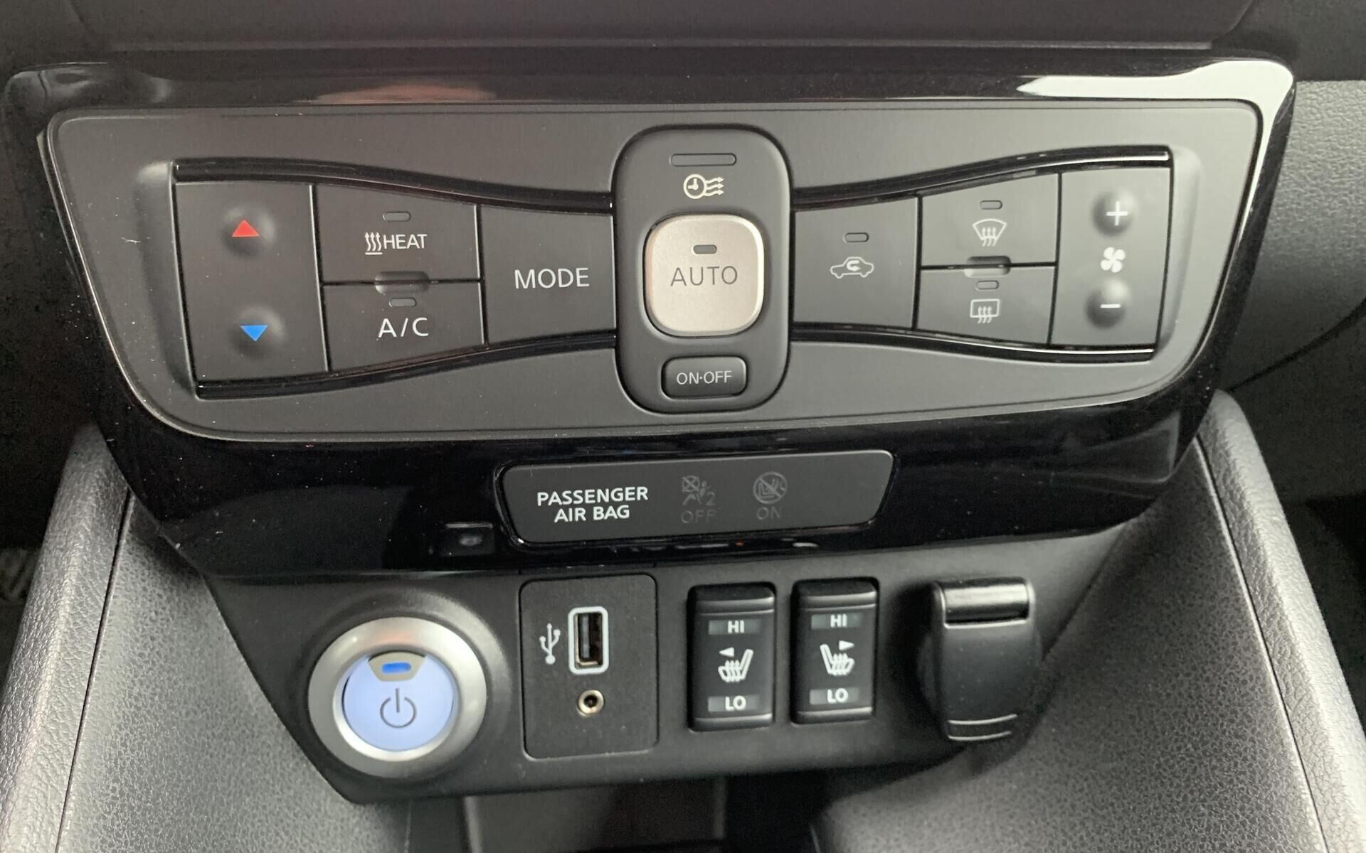 Bronze Nissan Leaf fra 2020