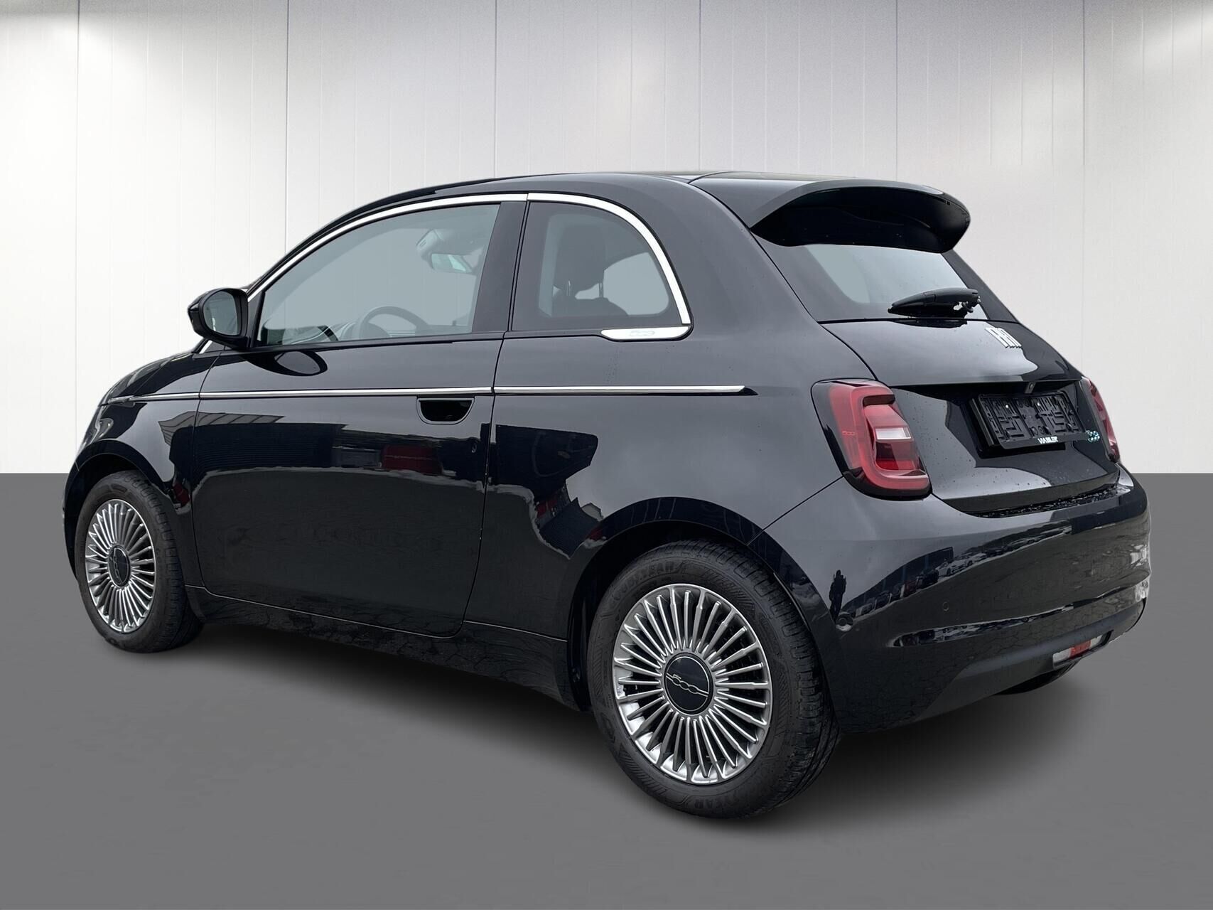 Sort Fiat 500e fra 2024