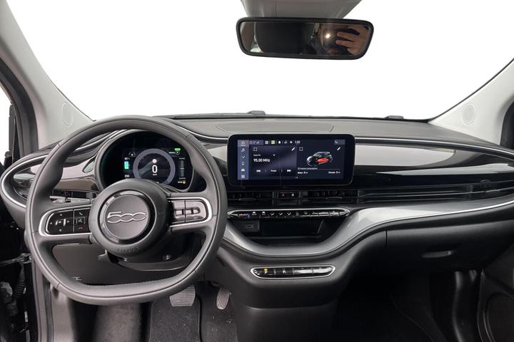Sort Fiat 500e fra 2024
