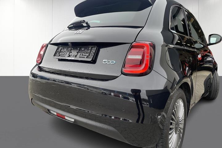 Sort Fiat 500e fra 2024