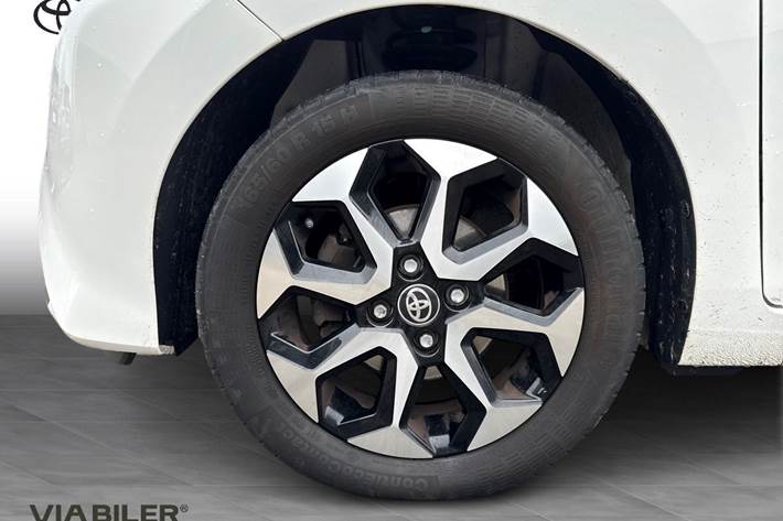 Hvid Toyota Aygo fra 2020