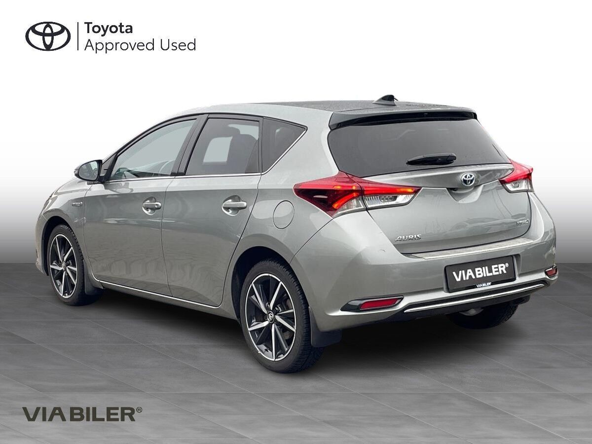 Toyota Auris 1,8 Hybrid Prestige 136HK 5d Aut.
