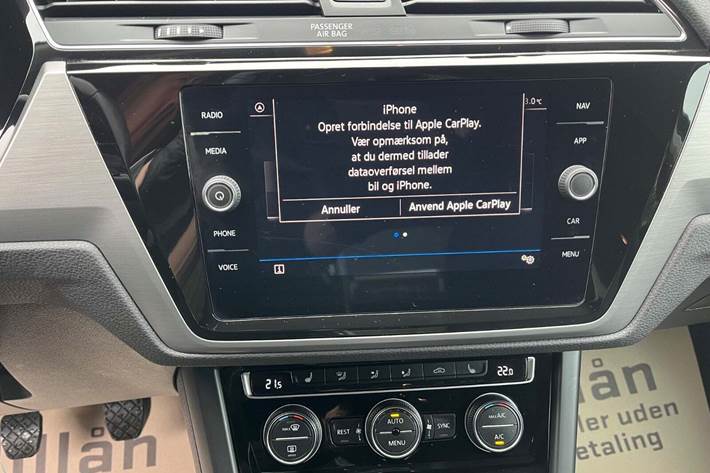 Sort VW Touran fra 2021