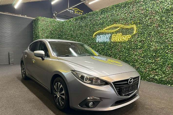 undefined Mazda 3 fra 2013 set udefra