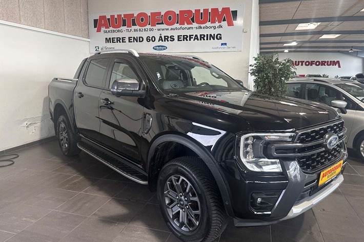 Sort Ford Ranger fra 2024
