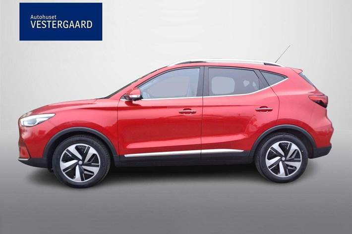 Rød MG ZS fra 2021