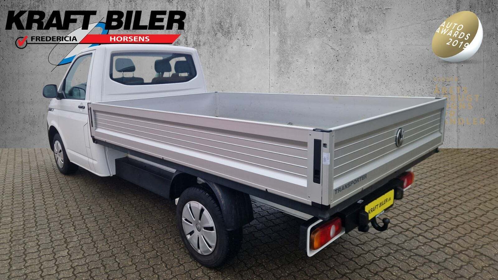 Hvid VW Transporter fra 2024