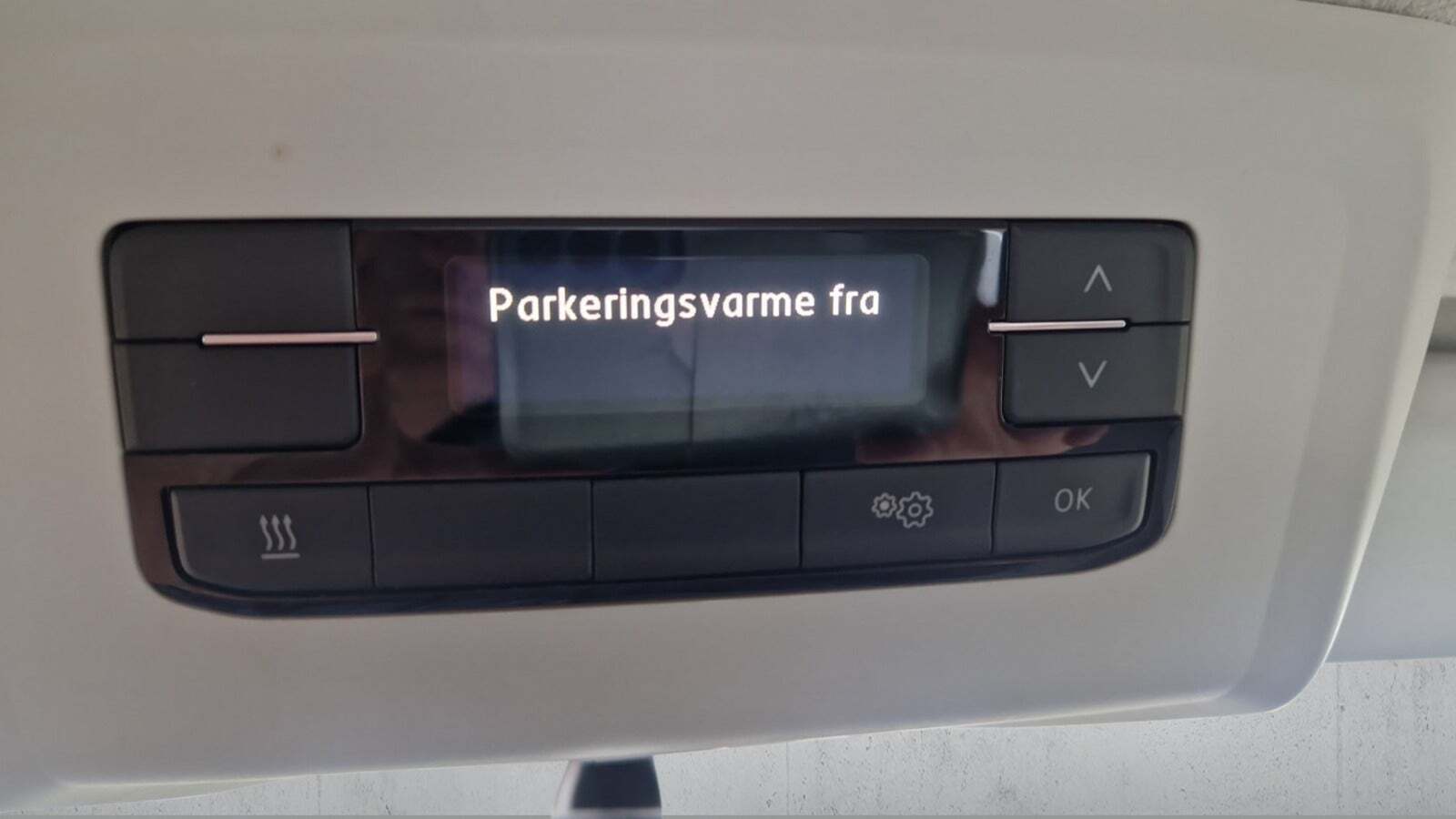 Hvid VW Transporter fra 2024