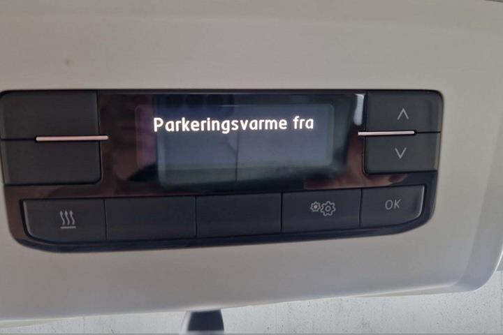 Hvid VW Transporter fra 2024