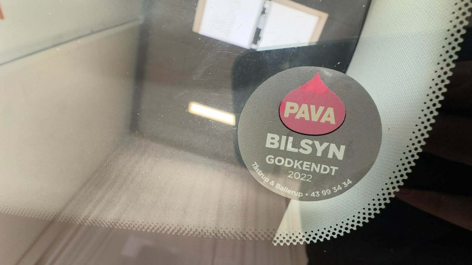 Hvid Peugeot 2008 fra 2018