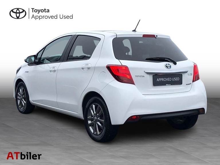 Toyota Yaris 1,5 VVT-I Hybrid H3 E-CVT 100HK 5d Aut.