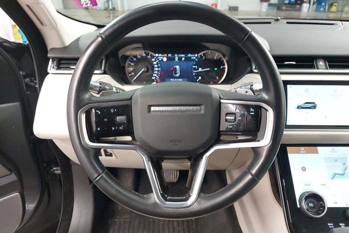 undefined Land Rover Range Rover Velar fra 2022