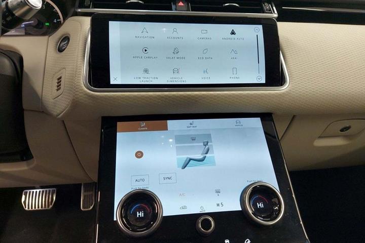 undefined Land Rover Range Rover Velar fra 2022