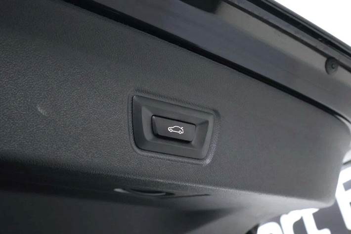 Sort BMW i4 fra 2023