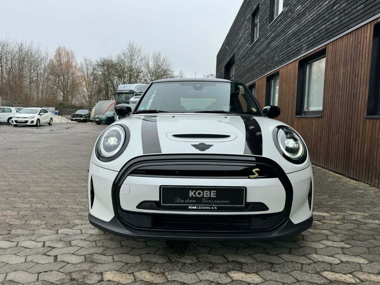 Mini Cooper SE Yours Trim