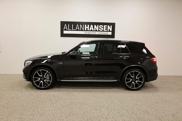 Sort Mercedes GLC43 fra 2017