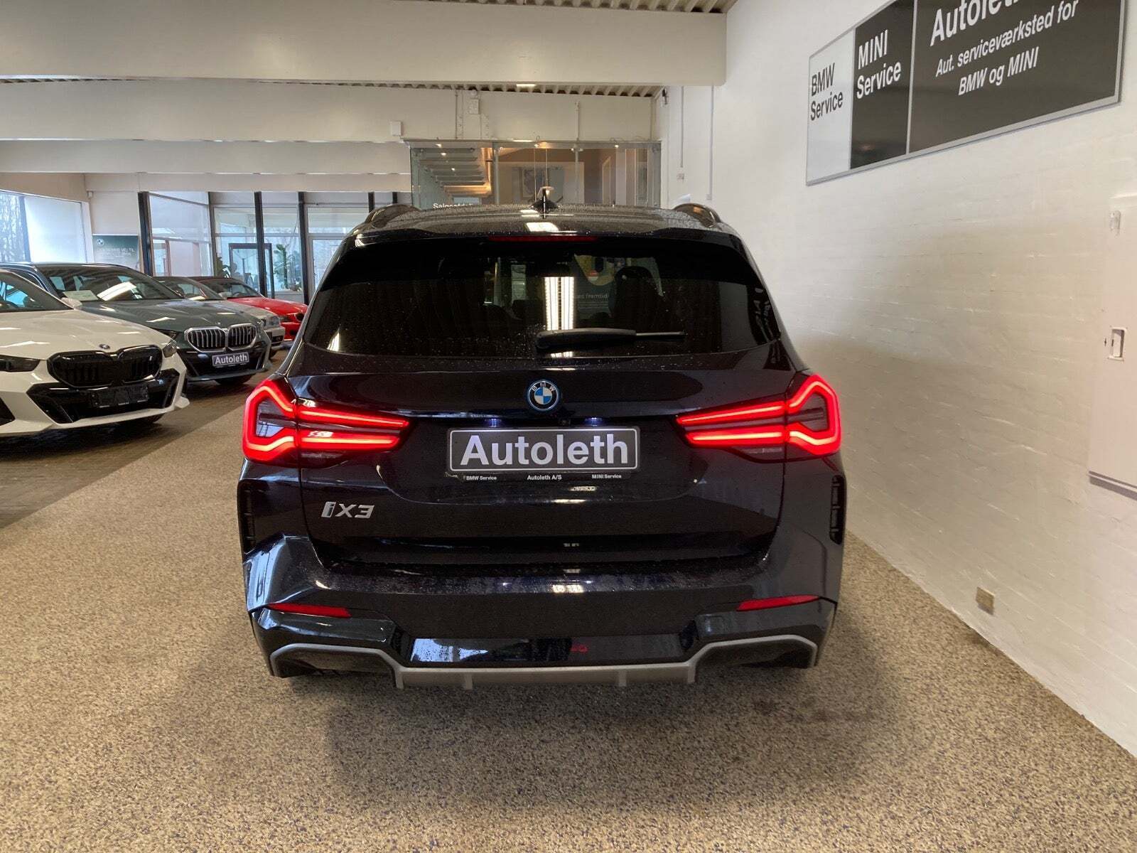 BMW iX3 Charged Plus M-Sport