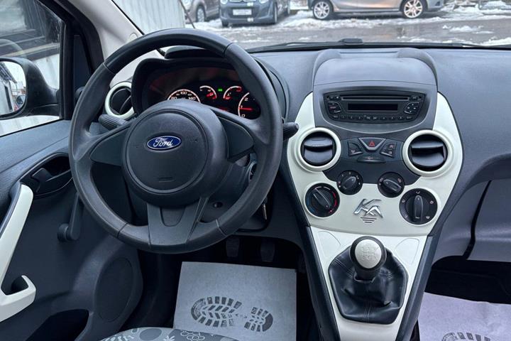 Sort Ford Ka fra 2013