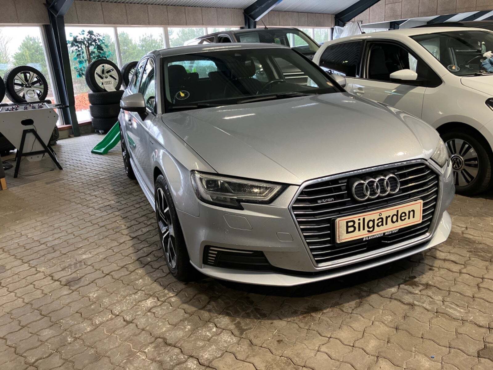 Audi A3 1,4 e-tron Sportback S-tr.